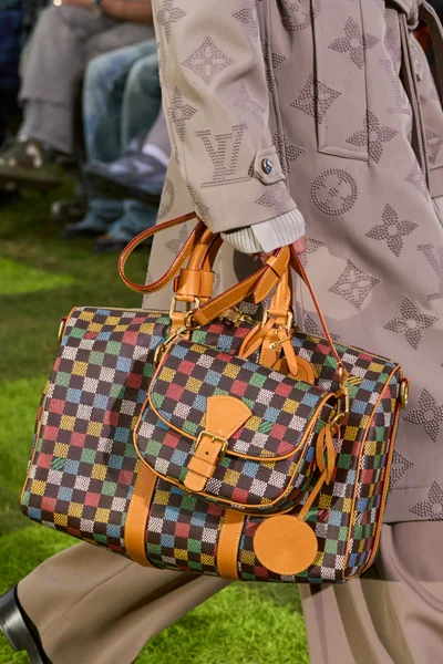 Look 163